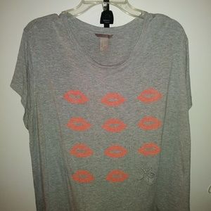 Tshirt soft material emboss lip print